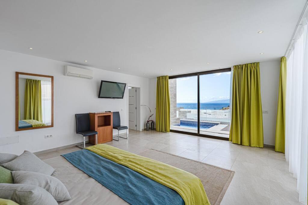 Villa Riviera De 4 Dormitorios Con Piscina. Costa Adeje  Εξωτερικό φωτογραφία