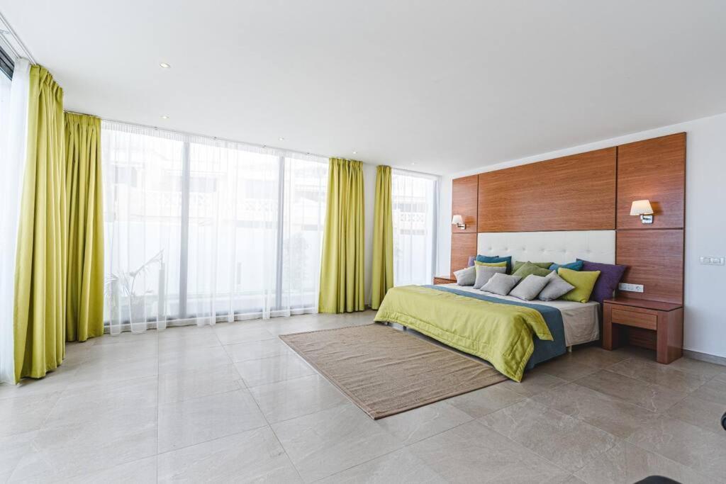 Villa Riviera De 4 Dormitorios Con Piscina. Costa Adeje  Εξωτερικό φωτογραφία